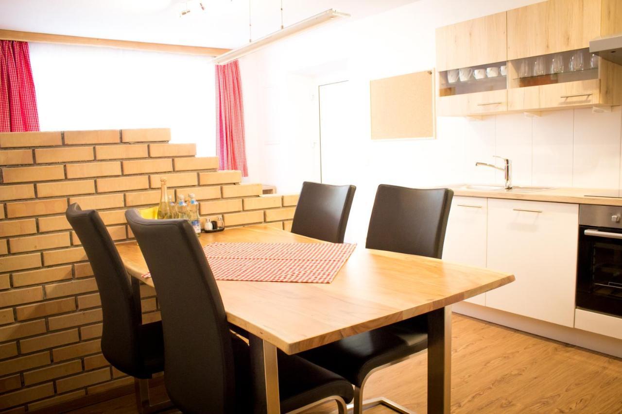Ferienwohnung Hilber Schmirn エクステリア 写真